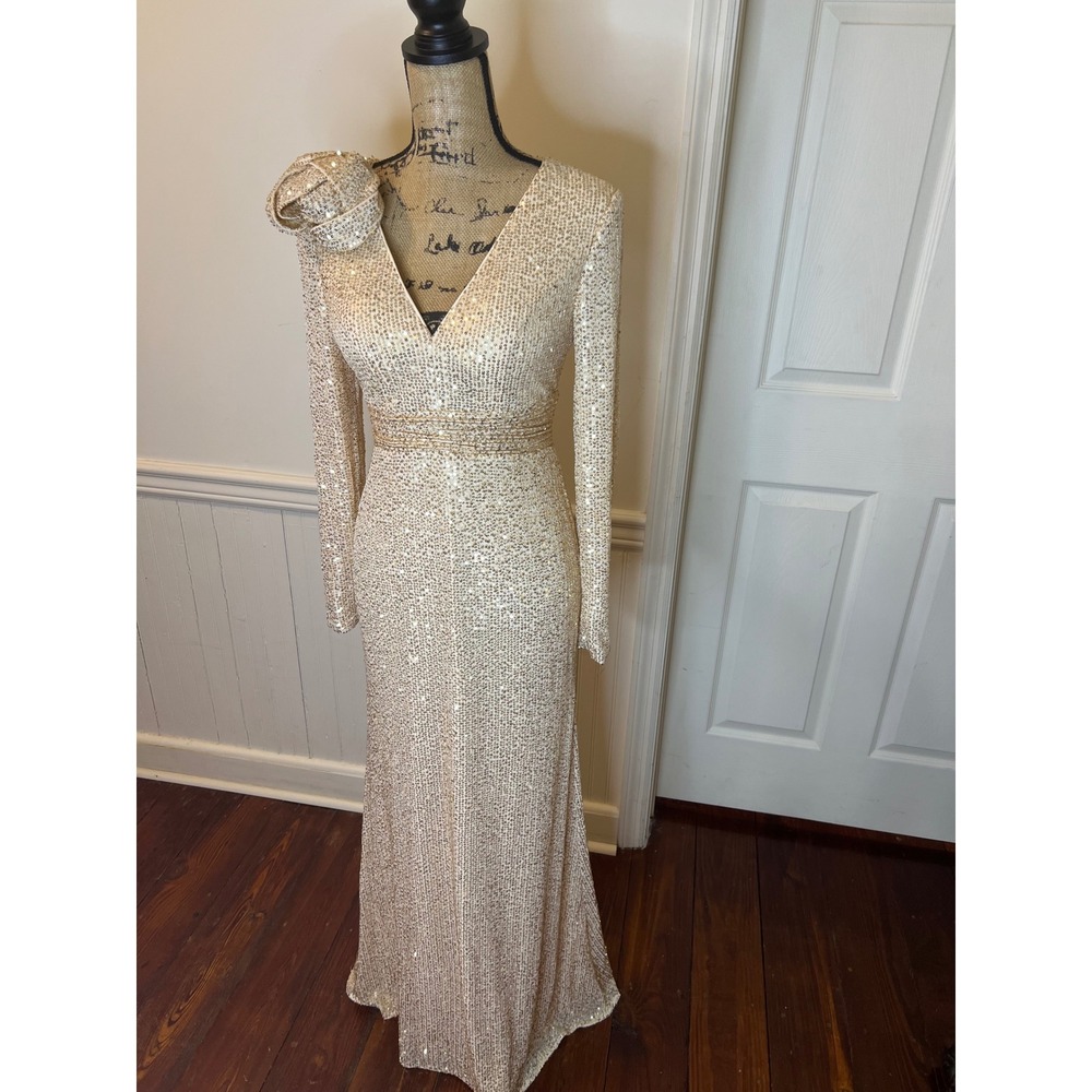 Ieena for Mac Duggal‎ Gold Sequin Long Sleeve Rosette Gown 50091 XS